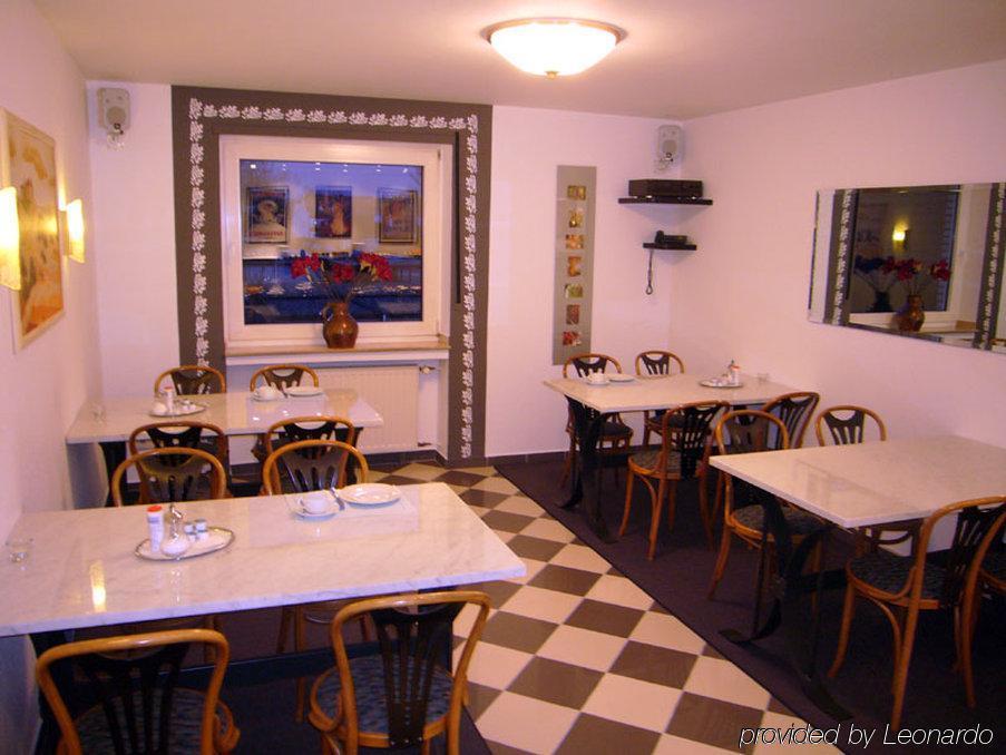 Hotel Alt Buettgen カールスト エクステリア 写真