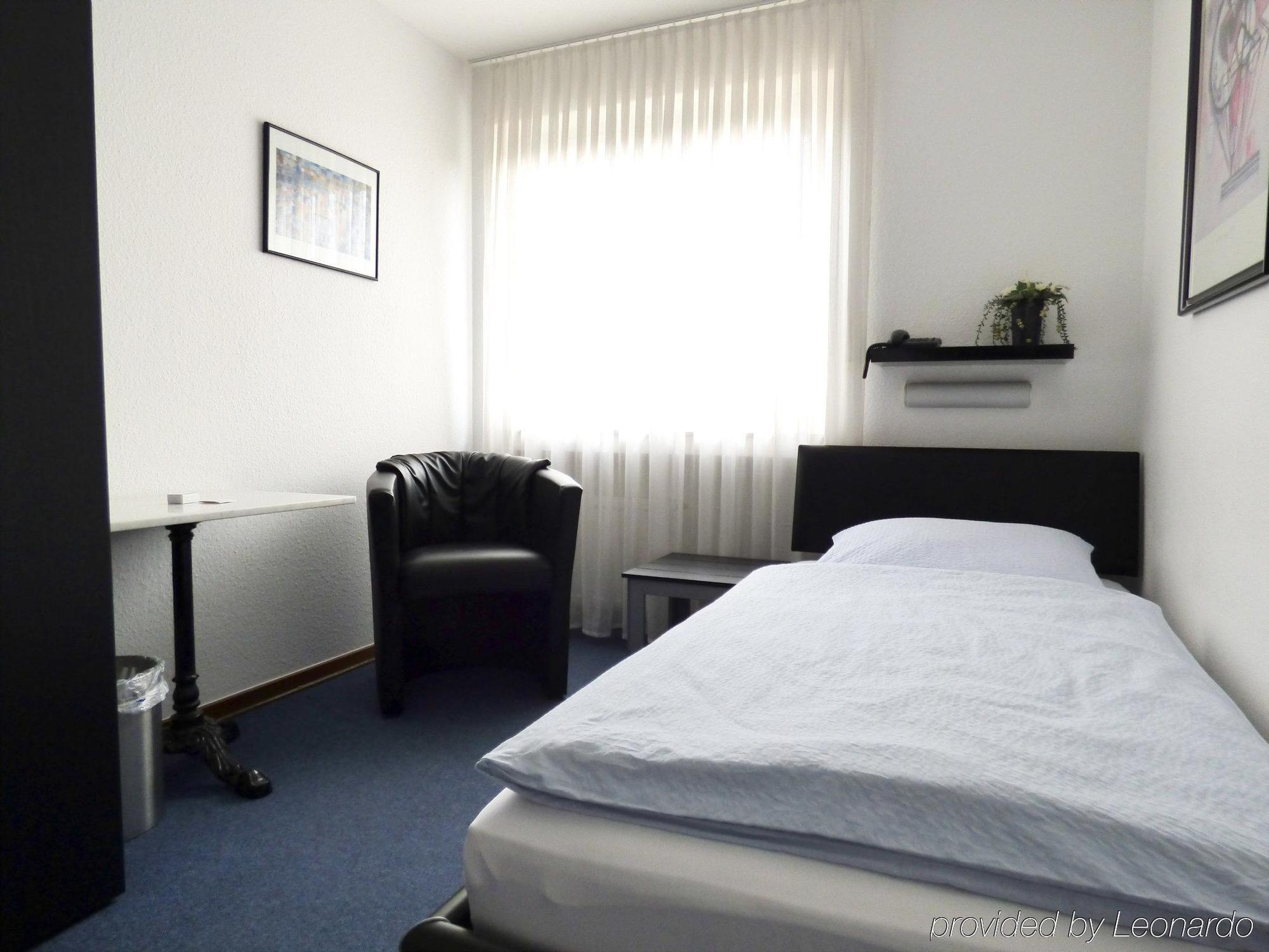 Hotel Alt Buettgen カールスト エクステリア 写真