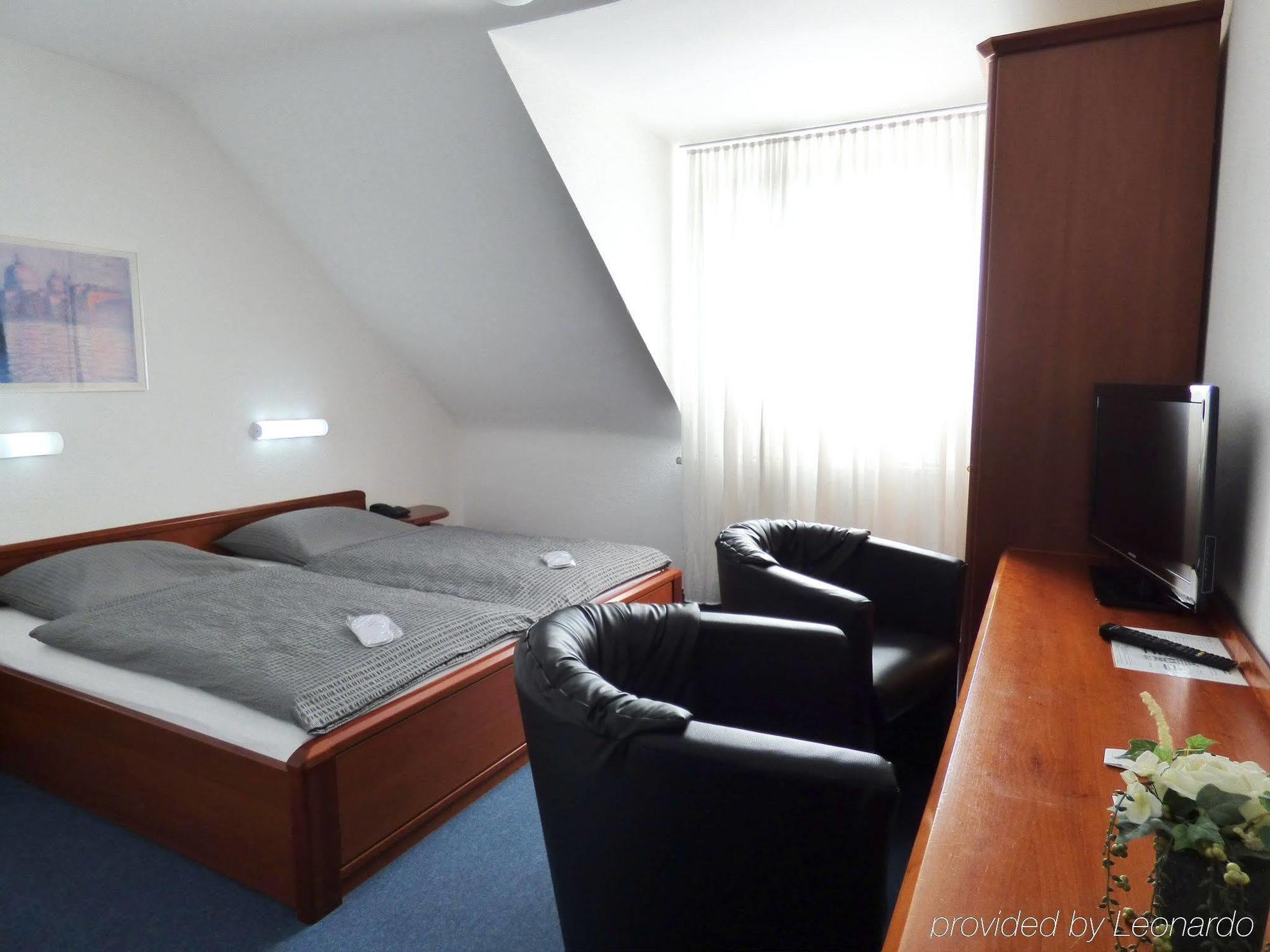 Hotel Alt Buettgen カールスト エクステリア 写真